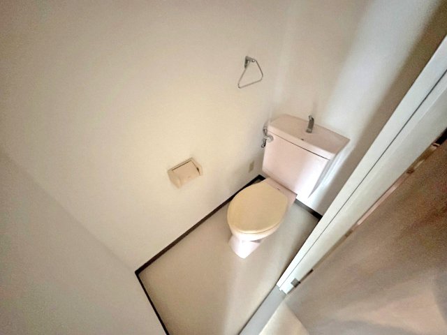 ラ・テール西田のトイレ写真