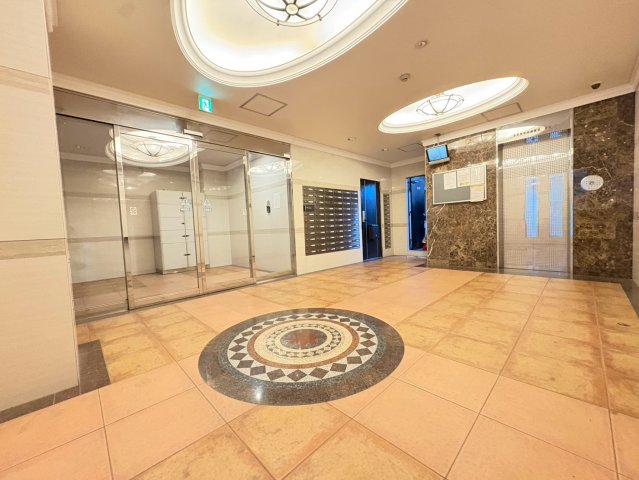 ロビー　詳細は、RISUMO江坂本店までお問合せください♪