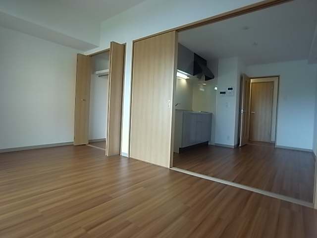 Sunny Court Meiwaの居間写真