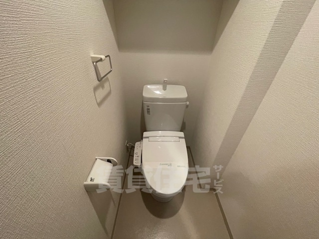 ＪＲ東西線 加島駅 徒歩2分 14階建 築12年のトイレ写真