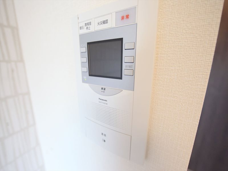 セキュリティ　TVモニター付インターホン完備