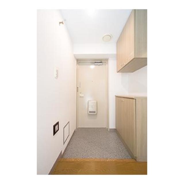 玄関　※写真は同タイプ住戸です。
