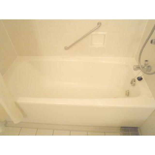 バス・シャワールーム　※写真は同タイプ住戸です。