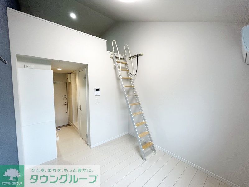 プライムテラス日吉IIの居間写真