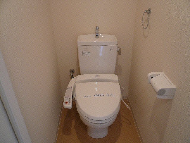 トイレ　反転写真