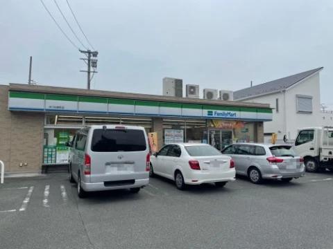 コンビニ　セブンイレブン 名古屋松葉町1丁目店（コンビニ）まで271m