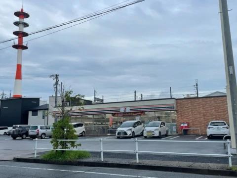 コンビニ　セブンイレブン 名古屋烏森町8丁目店（コンビニ）まで424m