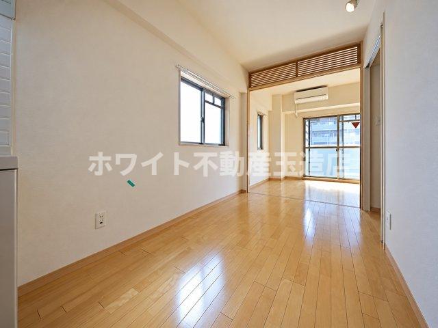 地下鉄谷町線 四天王寺前夕陽ケ丘駅 徒歩5分 11階建 築24年の居間写真