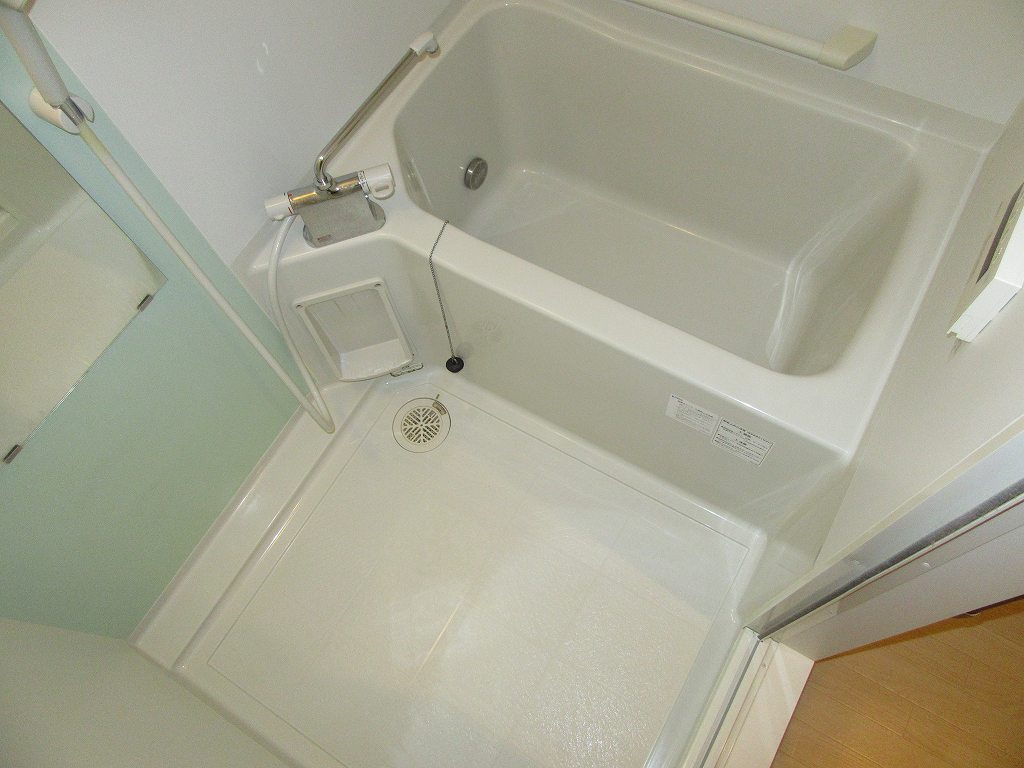 バス・シャワールーム　浴室乾燥機能付き