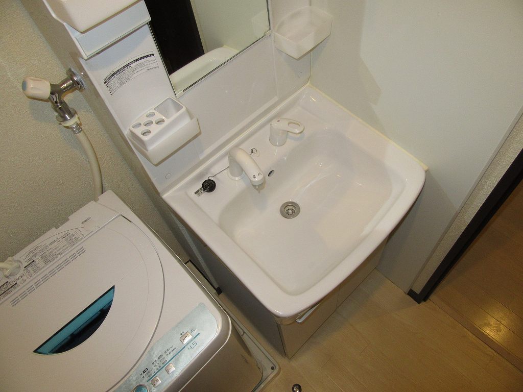 洗面設備　洗髪洗面化粧台