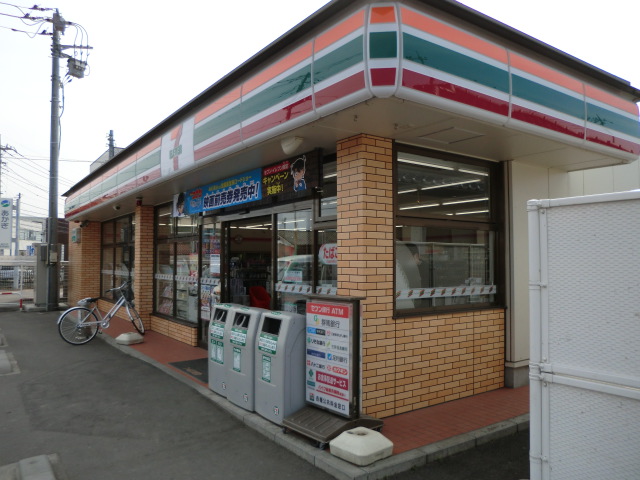 コンビニ　セブンイレブン前橋北代田町店（コンビニ）まで450m