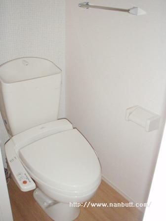 トイレ　ウォシュレット付きトイレ