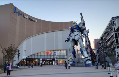 ショッピングセンター　ららぽーと福岡（ショッピングセンター）まで780m