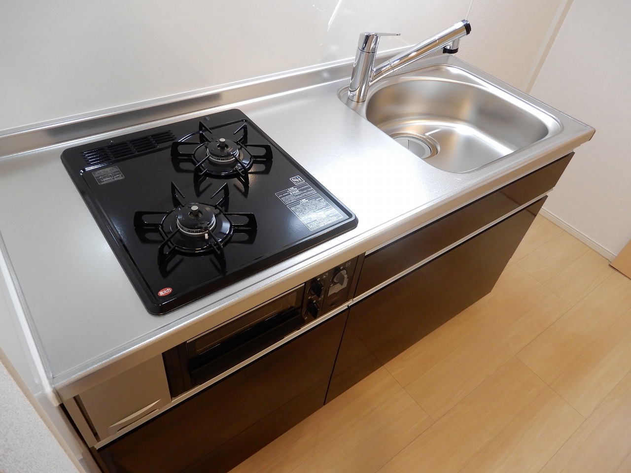 キッチン　2口コンロシステムキッチン