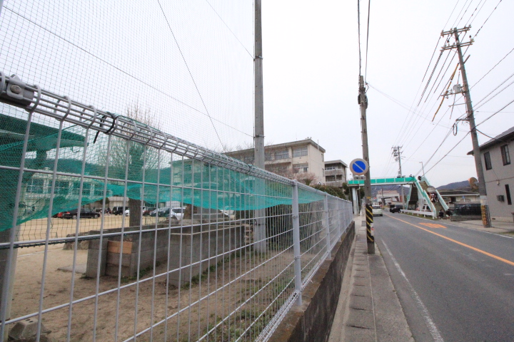 小学校　倉敷市立児島小学校（小学校）まで1635m