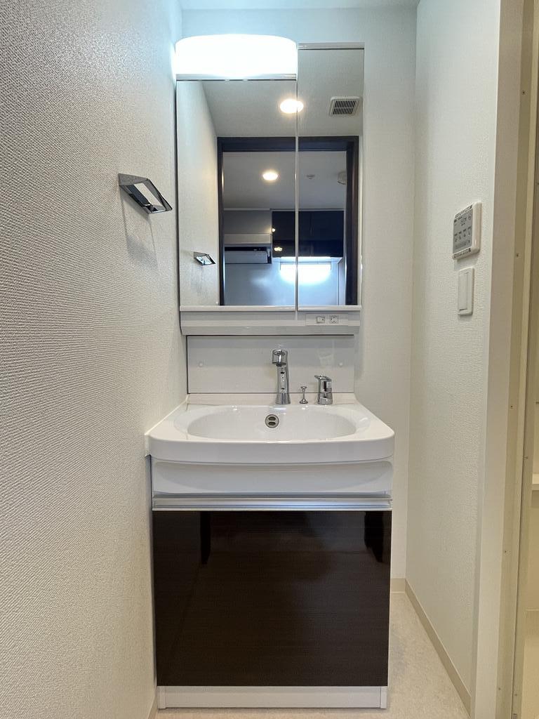 洗面設備　※写真は同タイプ・同モデルを使用