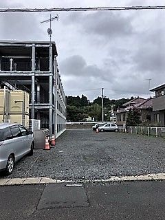 駐車場　敷地内駐車場