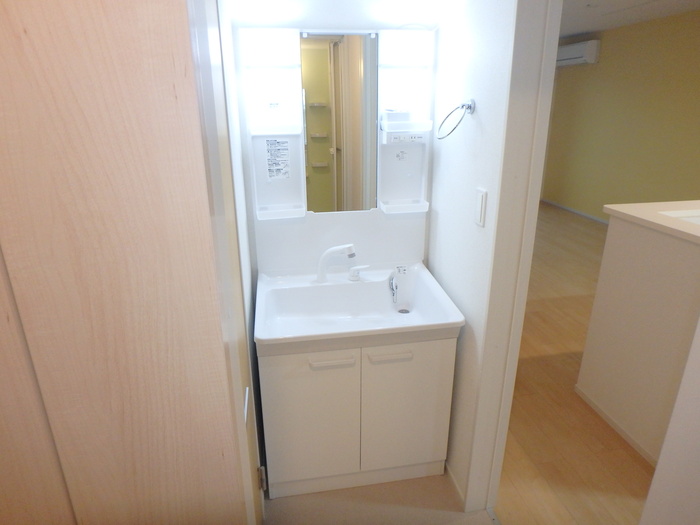 洗面設備　同系タイプ