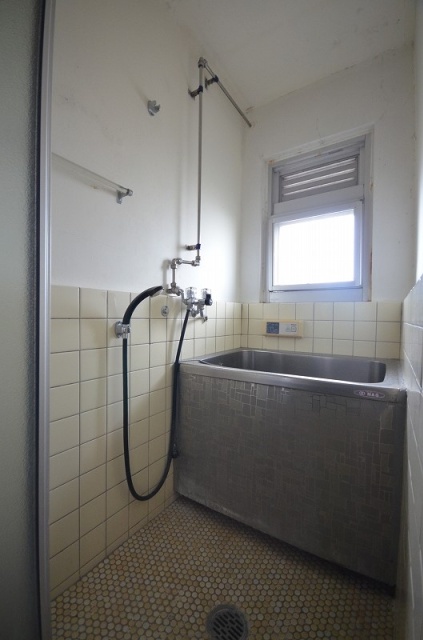 バス・シャワールーム　写真は別号室のものです。