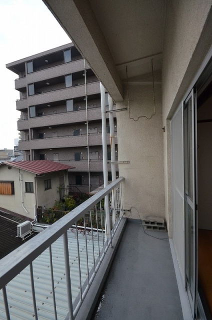 バルコニー　写真は別号室のものです。