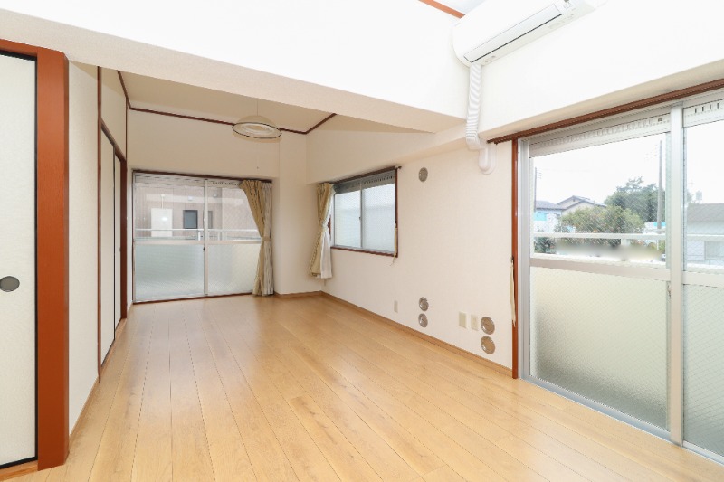 居室・リビング　図面と現状に相違がある場合には現状を優先