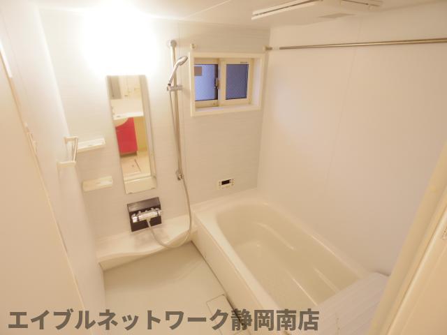 バス・シャワールーム　同イメージ