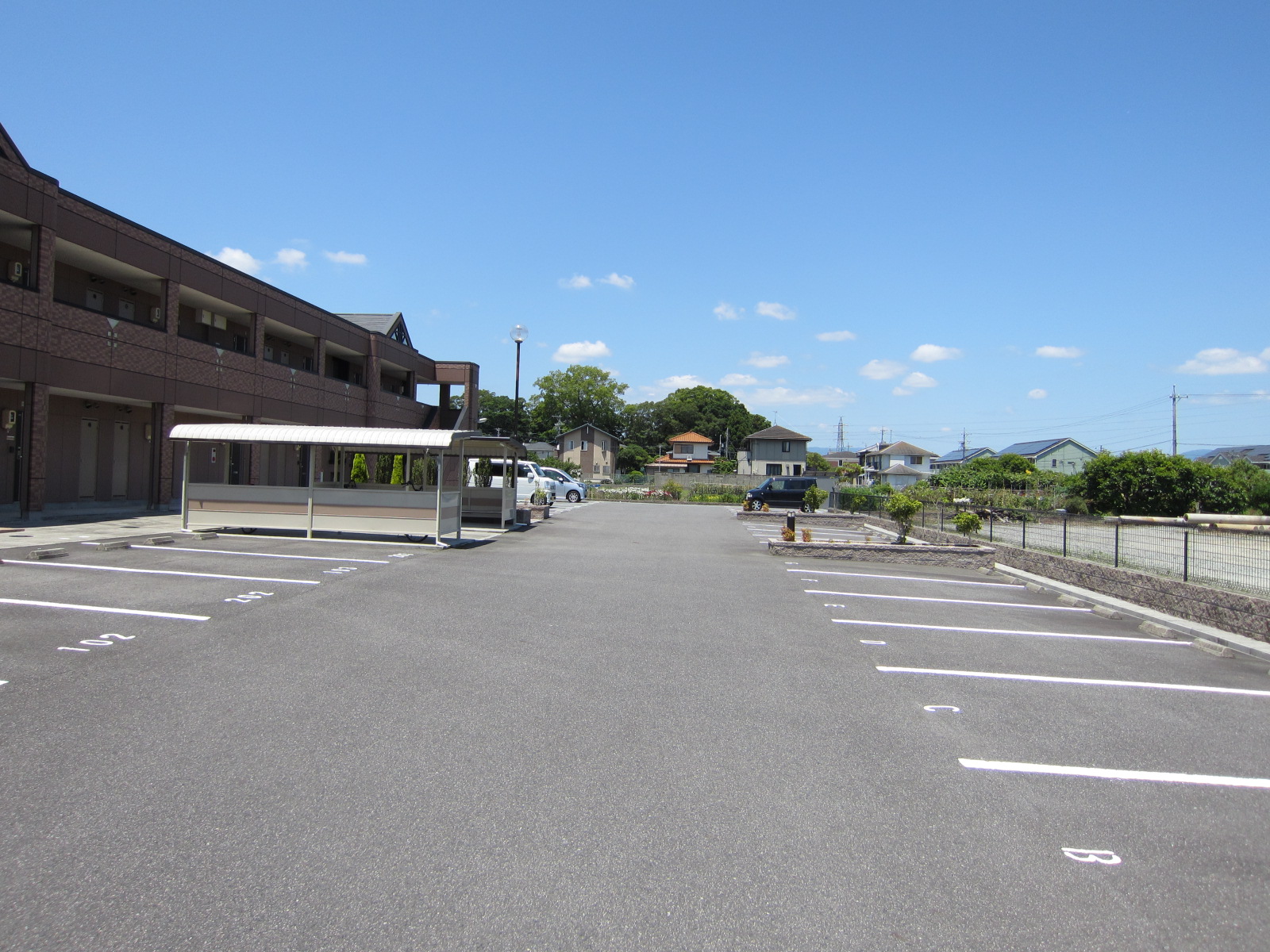 駐車場　室内写真は別室です