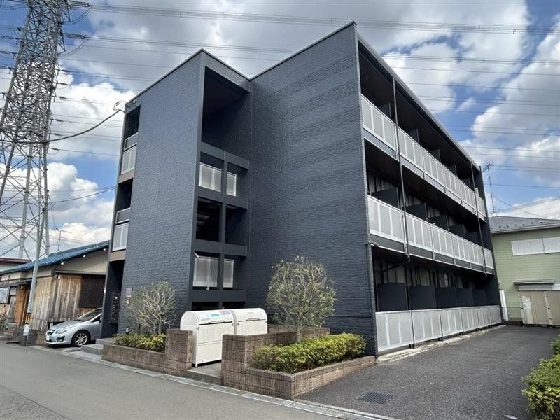 建物外観　2023年3月塗装工事完了