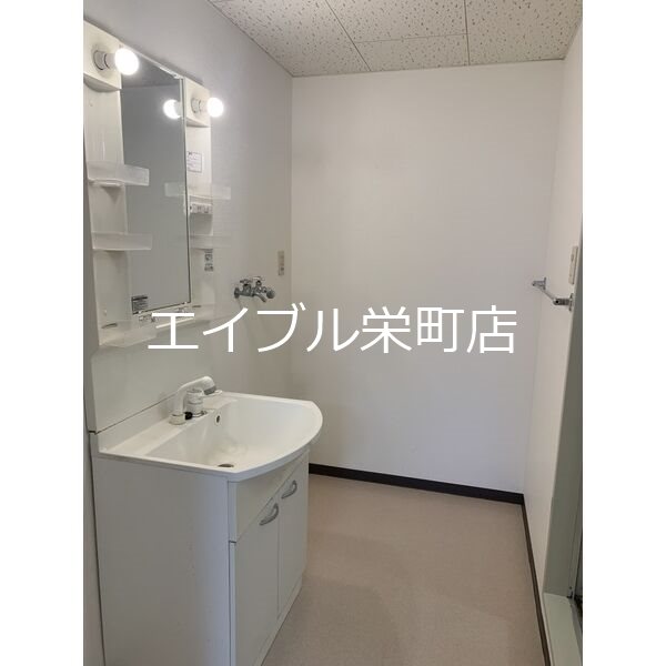 【札幌市西区発寒十二条のマンションの洗面設備】