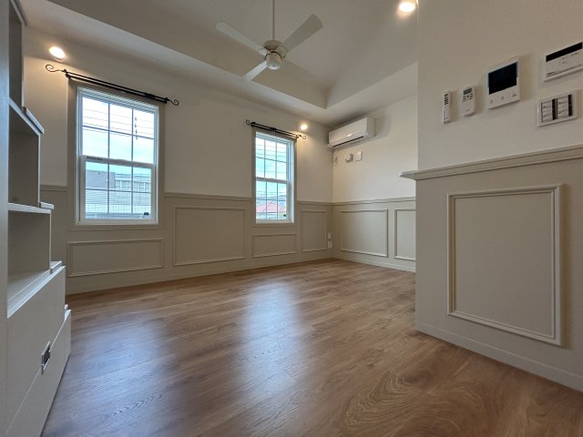 居室・リビング　別号室写真