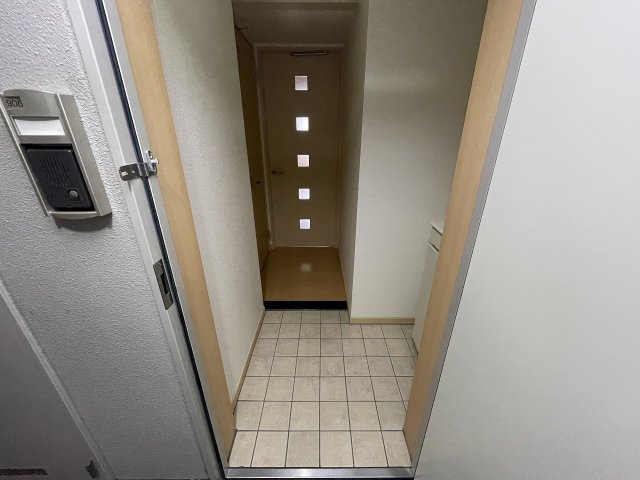 玄関　明るい玄関です