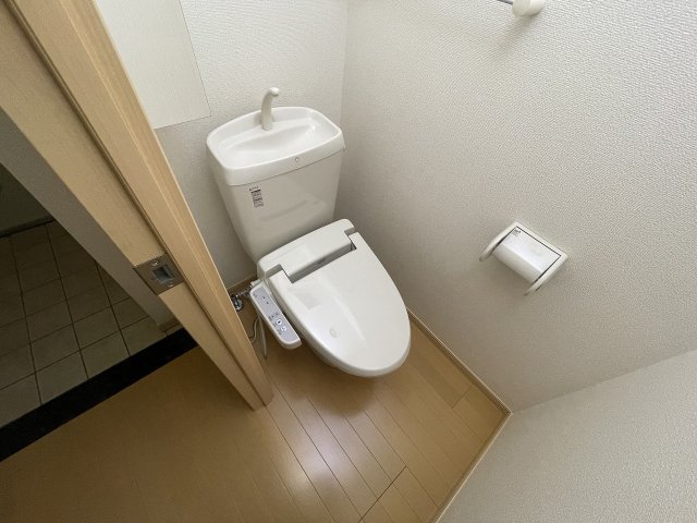 トイレ　ゆったりとした空間のトイレです