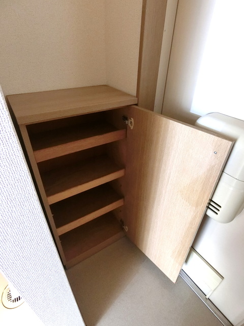 玄関　シューズボックス