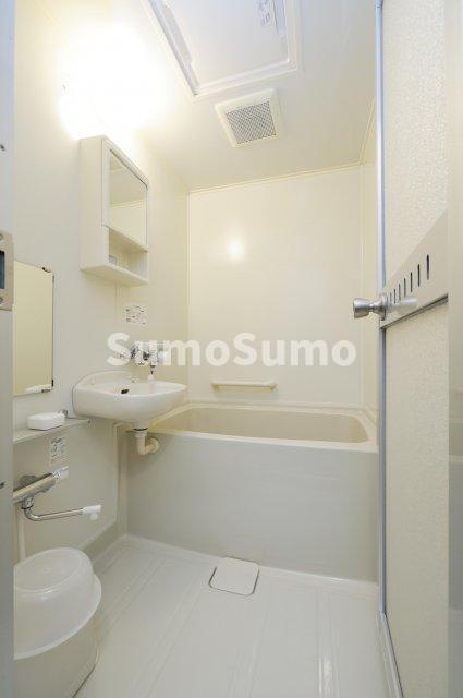 バス・シャワールーム　バス・トイレセパレート?