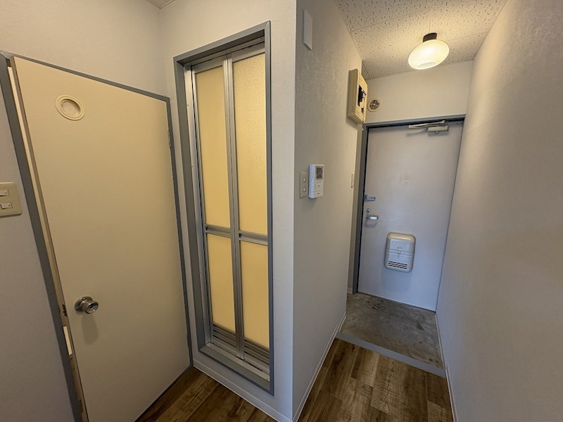 セキュリティ　TVドアホンで来客の確認ができます