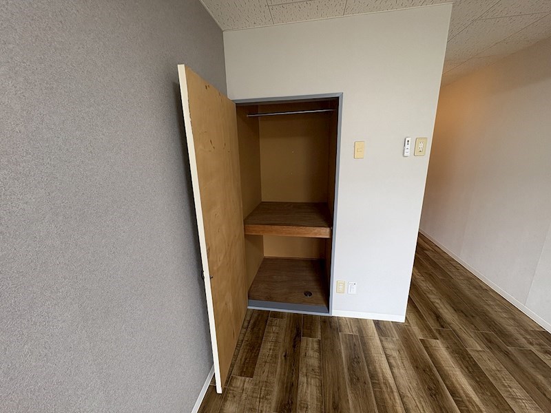 収納　奥行十分の収納スペース。