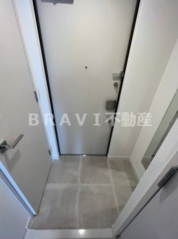 玄関　【アドバンス上町台シュタット】落ち着いた玄関です