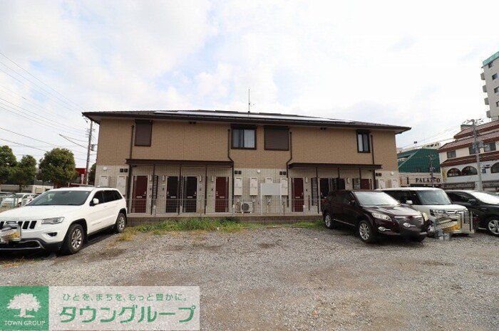 【松戸市西馬橋蔵元町のアパートの建物外観】