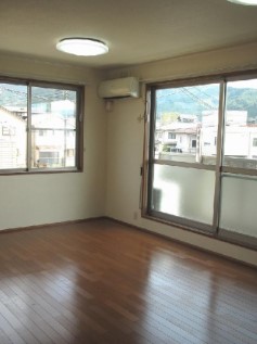 居室・リビング　同タイプのお部屋