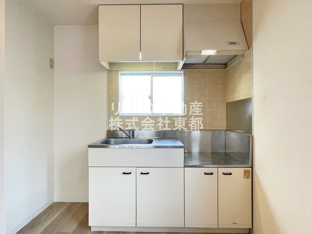 キッチン　上下収納豊富な調理スペース！使い勝手の良いキッチンです♪