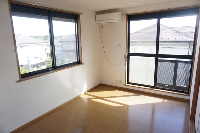 居室・リビング　６帖のリビングです☆