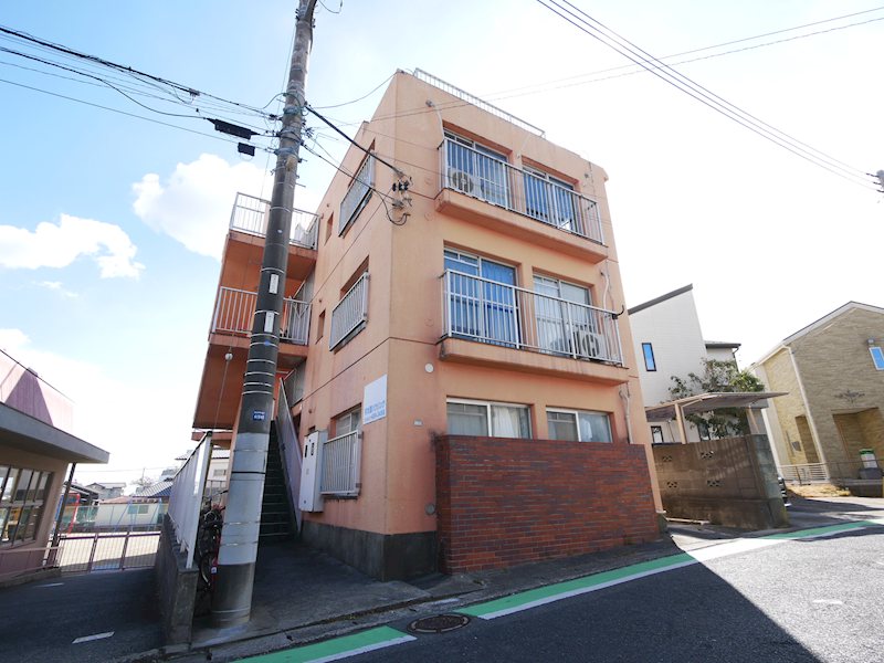 建物外観　鉄筋コンクリート造マンション