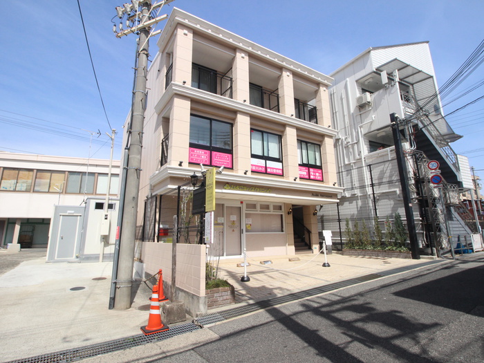 病院　ひよこキッズクリニック（病院）まで450m