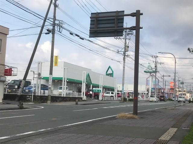 スーパー　サニー桜木店（スーパー）まで876m