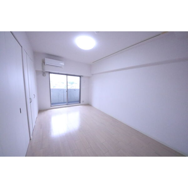 居室・リビング　401号室