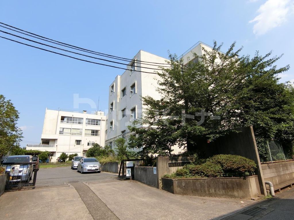 小学校　越谷市立大袋北小学校（小学校）まで1070m