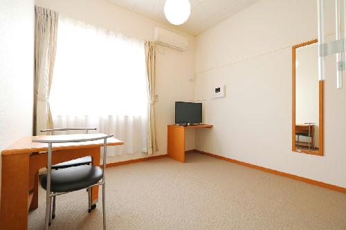 居室・リビング　SECOM完備（無料）により24時間安心の住空間をご提供