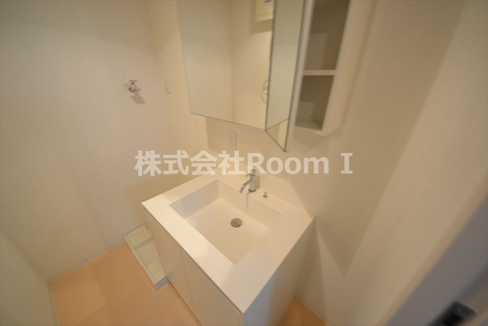 洗面設備　広い洗面スペース