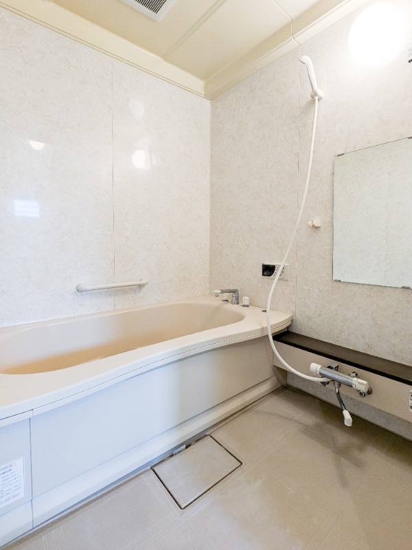 バス・シャワールーム　図面と現状に相違がある場合には現状を優先