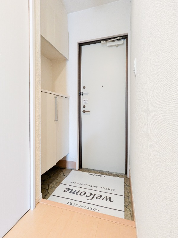 玄関　図面と現状に相違がある場合には現状を優先